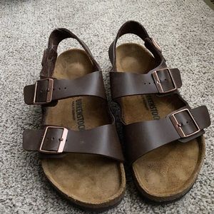 Birkenstock’s with strap